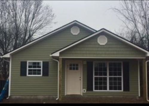 129 Howe St, Alcoa, TN 37701-1926