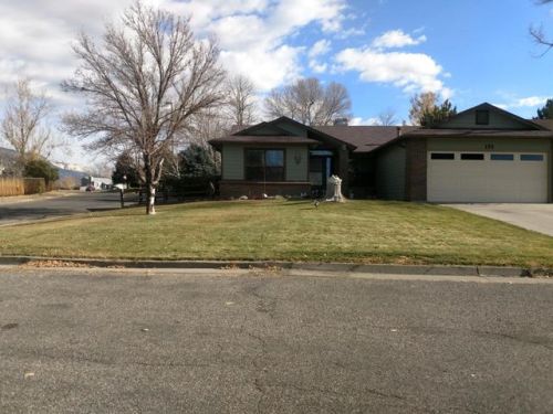 155 Columbine Ln, Parachute, CO 81635-9552
