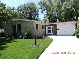 1233 Illinois St, Wichita, KS 67203-4327