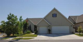 1637 Karen Ave, Clovis, CA 93619-0406