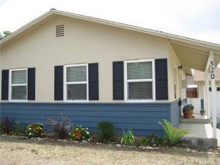 520 Mountain Ave, Claremont, CA 91711-5402