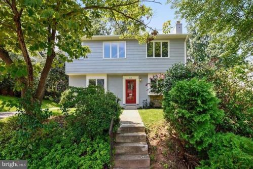 4214 Colchester Dr, Kensington, MD 20895-4017