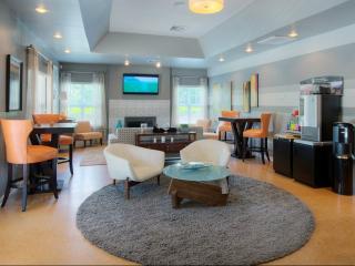 5639 Old Chapel Hill Rd, Durham NC  27707-9717 exterior