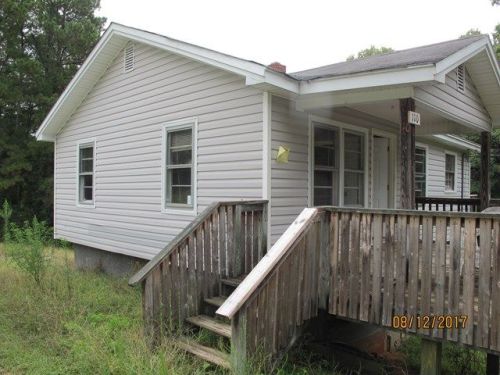 110 Autry Dr, Greenwood, SC 29646-7662