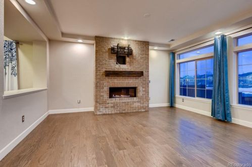 5028 Addison Way, Aurora CO 80016-5390 exterior