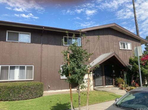 12500 Ryerson Ave, Downey, CA 90242-3362