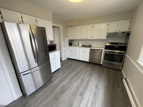 345 Daniel St, Dover NJ  07801-3711 exterior