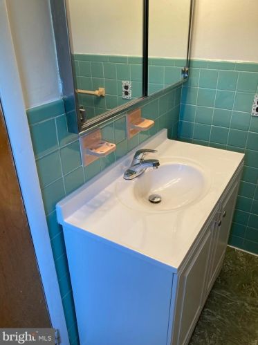 845 Lalor St, Trenton NJ  08611-3506 exterior