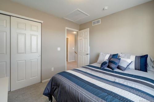 1405 102nd Ave, Greeley CO  80634-9077 exterior