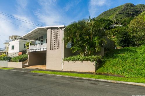 936 Hao St, Honolulu HI  96821-1623 exterior