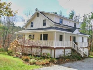 1361 Hl Rd, Saint George VT  05495-8702 exterior