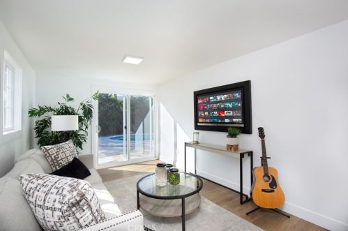 17353 Ash St, Santa Ana CA  92708-3413 exterior