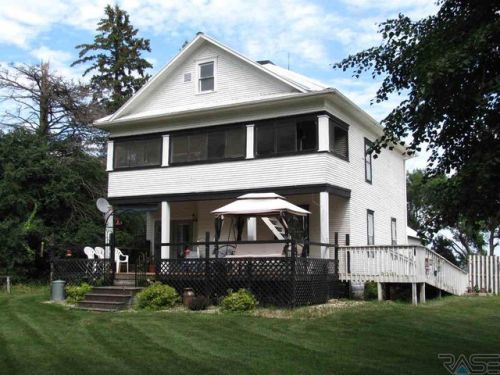 2492 120th Ave, Hardwick, MN 56134-4021