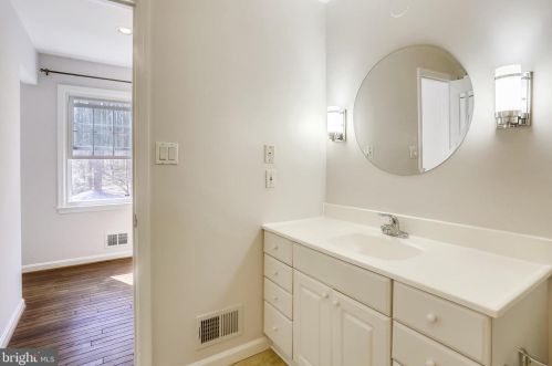 1920 Chapel Hill Rd, Silver Spring MD 20906-1113 exterior