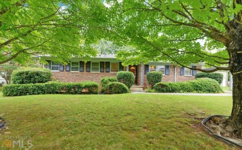 349 Hilltop Way, Toccoa, GA 30577-6133