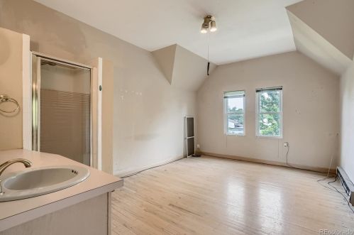 1007 Hazel Ct, Denver CO 80211-4047 exterior