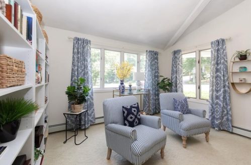 30 Forrestal Dr, Westerly RI  02891-1114 exterior