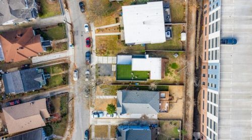 125 Holiday Ave, Atlanta GA  30307-2611 exterior