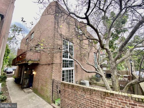 4116 Baltimore Ave, Philadelphia PA 19143-2613 exterior