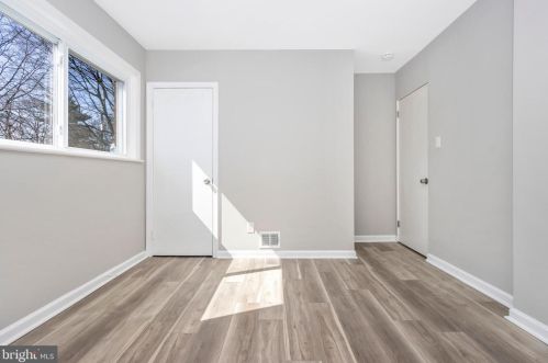 8107 Lockney Ave, Silver Spring MD 20912-7304 exterior