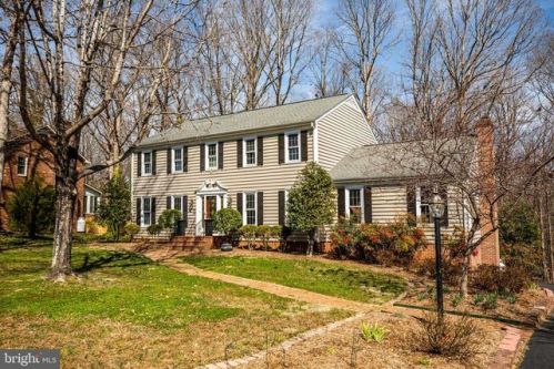 609 Lancaster St, Fredericksburg, VA 22405-2449