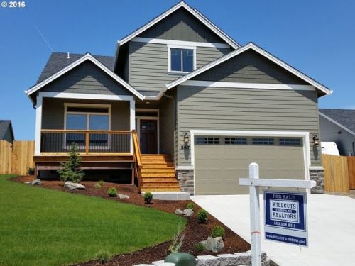 557 8th Pl, Carlton, OR 97111-1029