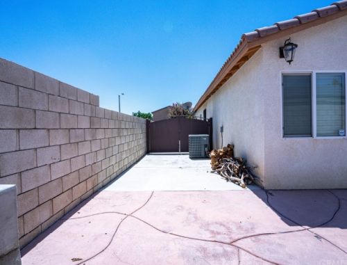3527 Cooperstown Ave, Lancaster CA  93535-2429 exterior