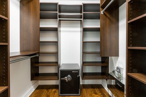 1502 Frank Ave, Bannockburn IL  60015-3523 exterior