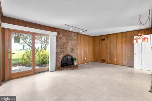 2305 Gate Dr, Silver Spring MD 20906-2208 exterior