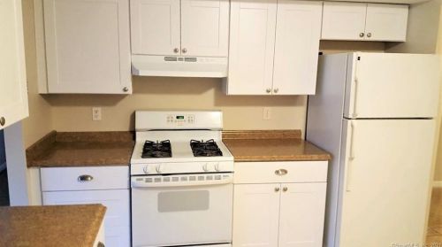217 Windgate Cir, Upper Stepney, CT 06468-2848
