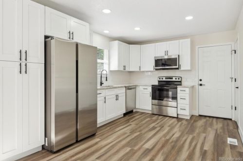 5501 Chandler Ct, Denver CO  80239-4934 exterior