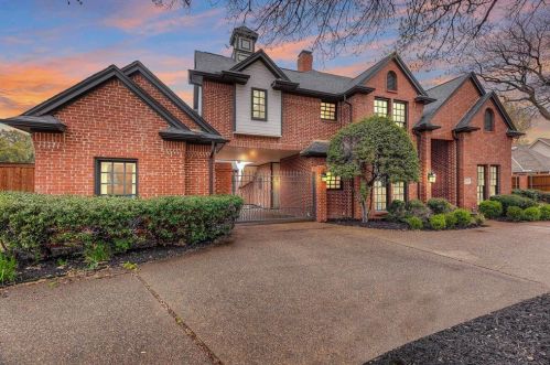 4625 Charles Pl, Plano, TX 75093-7100