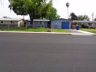 46 Rall Ave, Clovis, CA 93612-4428