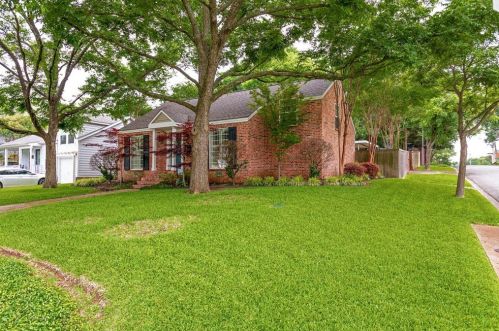 7302 Coronado Ave, Dallas, TX 75214-4213