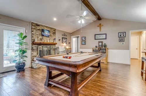 2820 Cliffbrook Dr, Carrollton TX 75007-5709 exterior