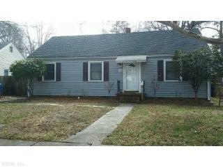 409 Burleigh Ave, Norfolk VA  23505-3328 exterior