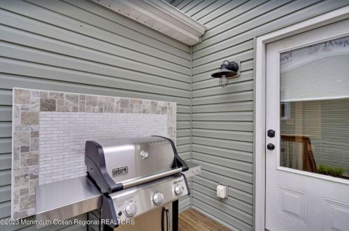 8 Church St, Locust NJ  07760-2104 exterior