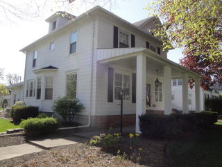 602 4th St, Hoopeston IL  60942-1810 exterior
