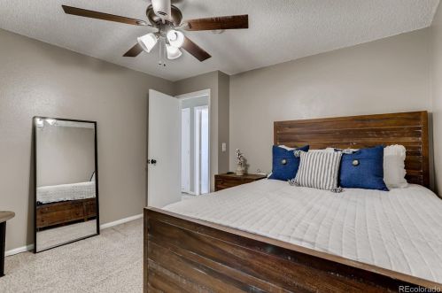 19495 Nassau Dr, Aurora CO  80013-4554 exterior