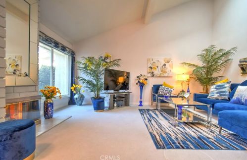 12 Gumwood, Irvine CA  92612-2352 exterior