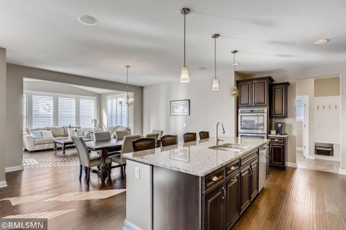 1710 Bluewater Ln, Saint Paul MN  55129-6236 exterior