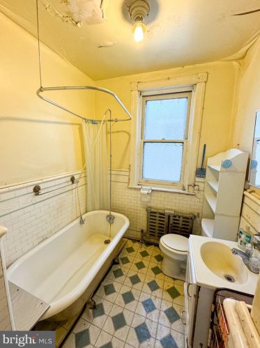 142 53 St, Philadelphia PA 19139-1404 exterior