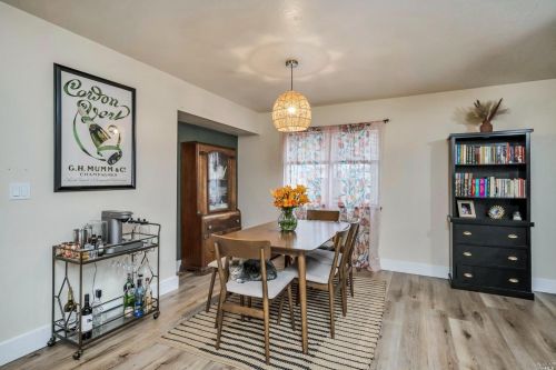 18345 Pinnacle Ct, Middletown, CA 95467-8702