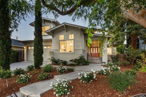 2947 Clara Dr, Palo Alto, CA 94303-4005