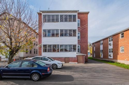497 Burritt St, New Britain, CT 06053-3638
