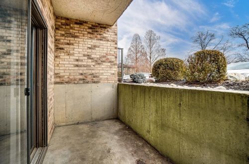 7216 Creekview Dr, Cincinnati OH  45247-2804 exterior