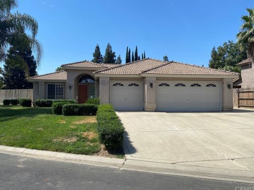 5275 Camelback St, Sharon, CA 93610-8411