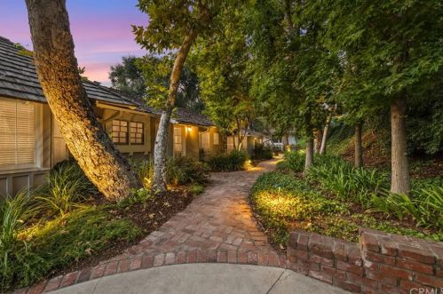 15025 Lodosa Dr, Whittier, CA 90605-1231