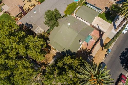 5292 Magnolia Ave, Riverside CA  92506-1248 exterior