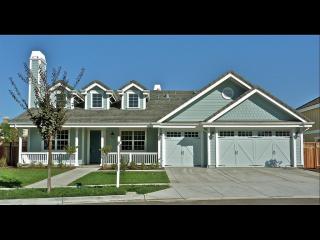5551 Calico Ln, Pleasanton, CA 94566-6401